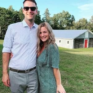 Meet your Posher, Hilary